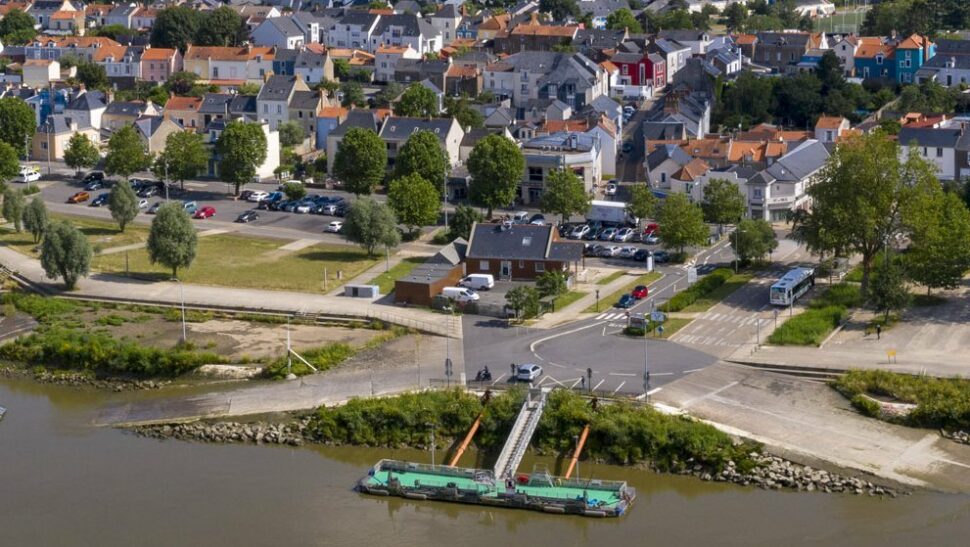 Quais de Basse-Indre BAc aérienne (c) Région Pays de la Loire - Inventaire général